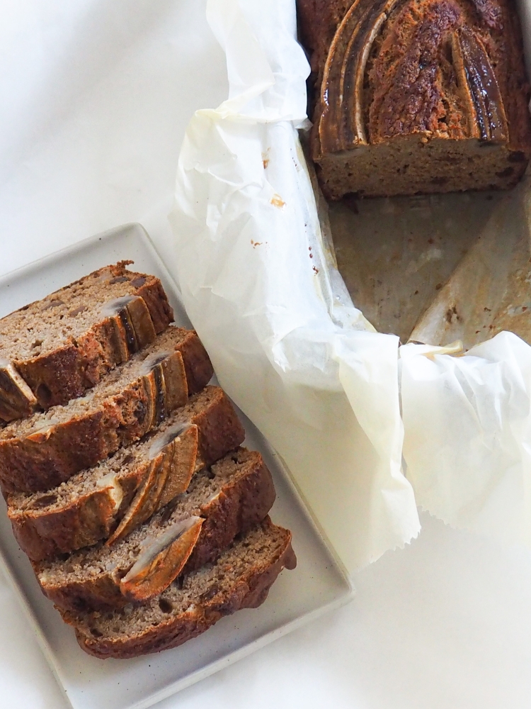 simpel-en-eiwitrijk-bananenbrood