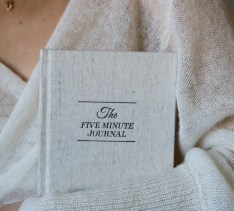 Hoe je ontspant en emoties verwerkt zonder eten – 15 praktische tips