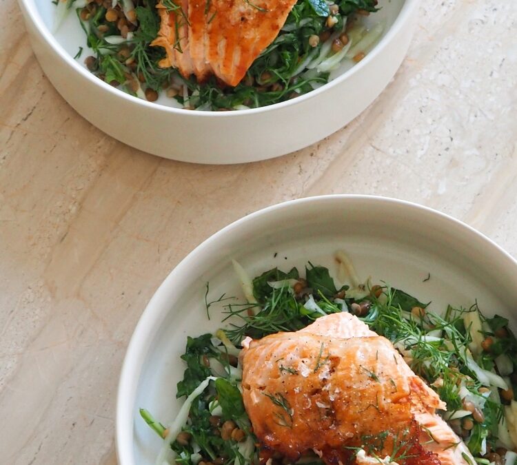 Linzensalade met venkel en zalm